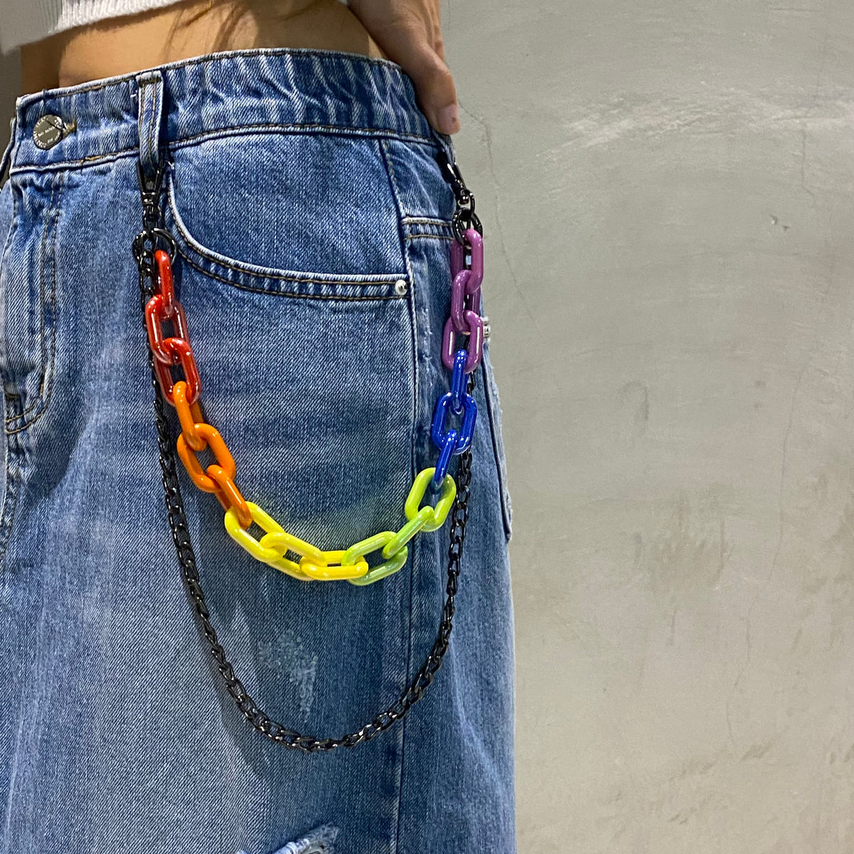 Rainbow emboldxn the people double belt with chain Double Orbital Chainmaille Bracelet Kit (Rainbow Black  main image 2