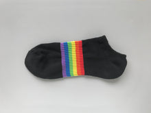 將圖像加載到圖庫查看器中，六色彩虹棉質毛巾短襪 LGBTQ+ 
